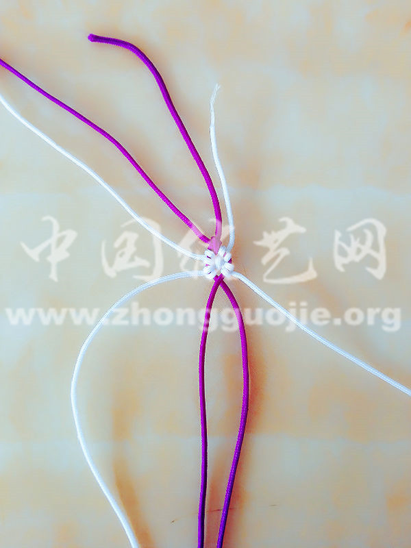 й̳   Ʒչʾ 130334g8op28cl4nixbk6v