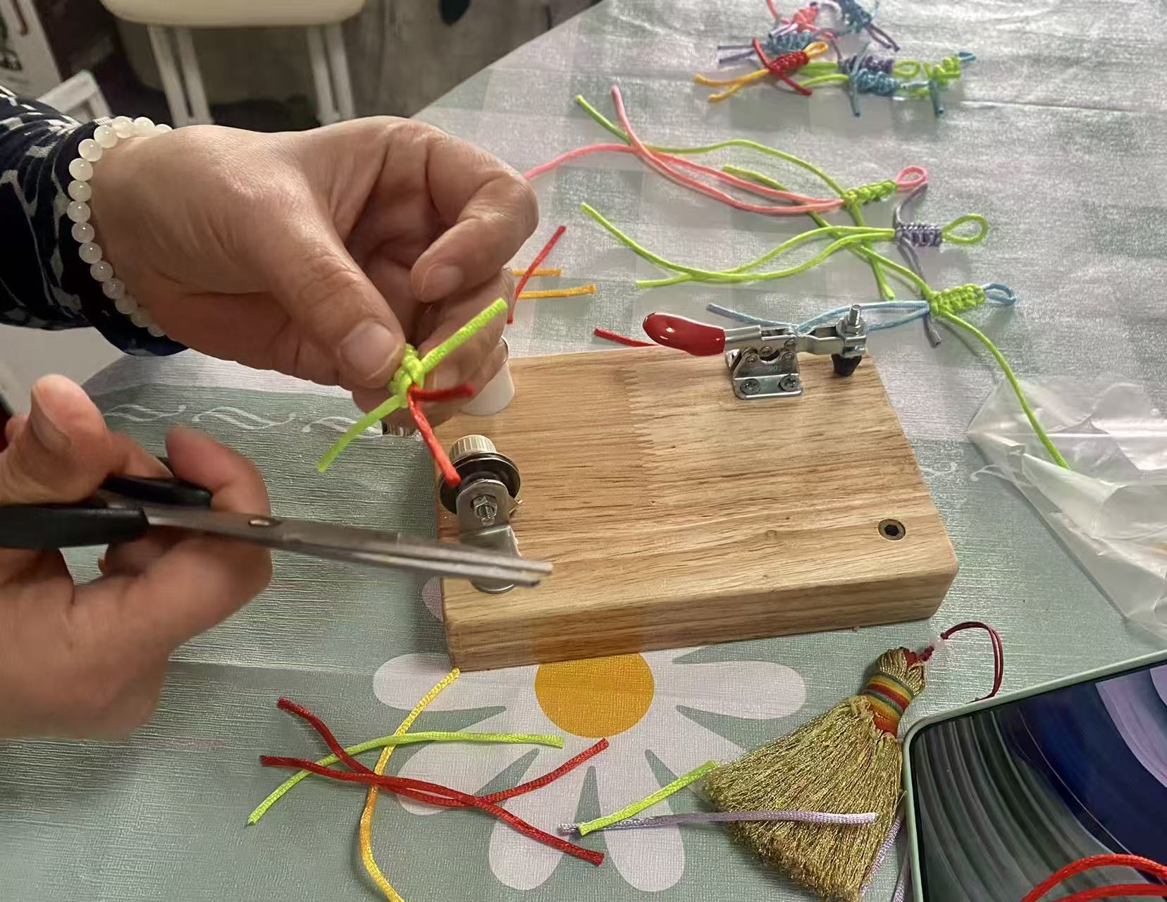 �й�����̳ ����ʦ�������  �й����������ּ������� 105707djcek32pq3ey0hep