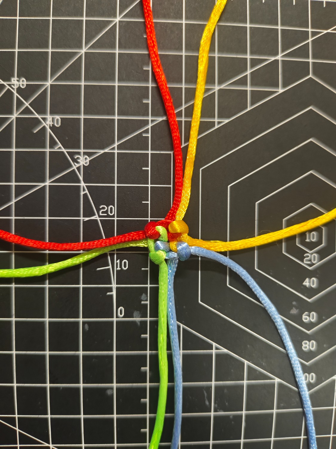 �й�����̳ �о�  ���ս��� 212407iov7yyhvyx43cpxq